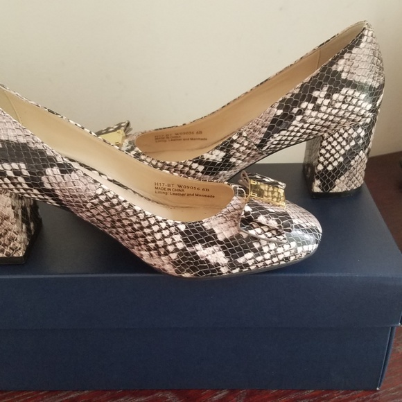 NEW COLE HAAN SNAKE PYTHON BLOCK HEELS SIZE 6 - Picture 1 of 4
